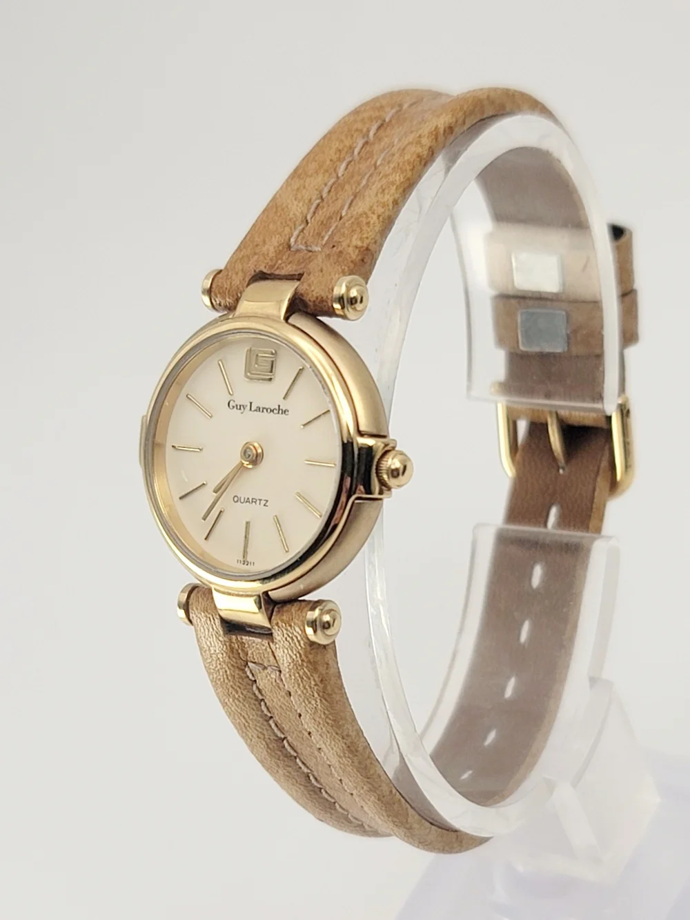 Vintage Guy Laroche Women's Watch 113211 115-2079 Gold Tone Quartz